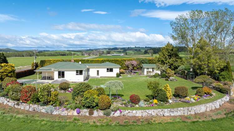 715 Koi Flat Road,_0