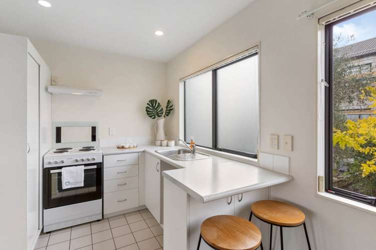 11/12 Ambrico Place New Lynn_9