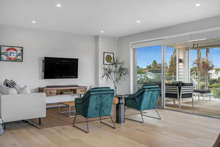 37 Glenfern Road Mellons Bay_7