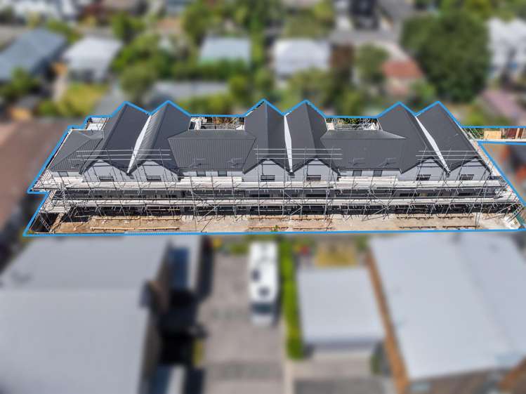 2/25 Alexandra Street_5