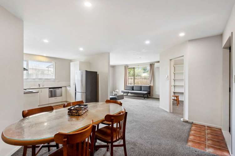 15 Aitkenhead Court Parakai_10