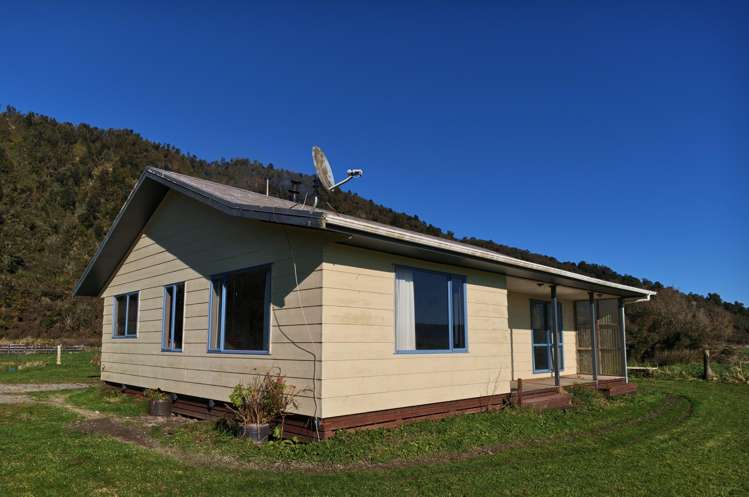 4248 Harihari Highway_2