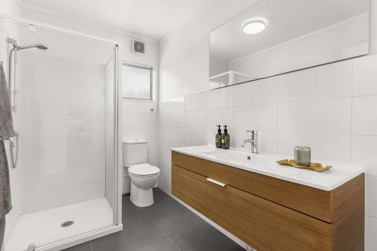 2/44 Colonial Road Birkenhead_10