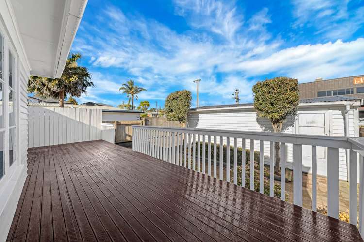 685 Hillsborough Road Mt Roskill_11