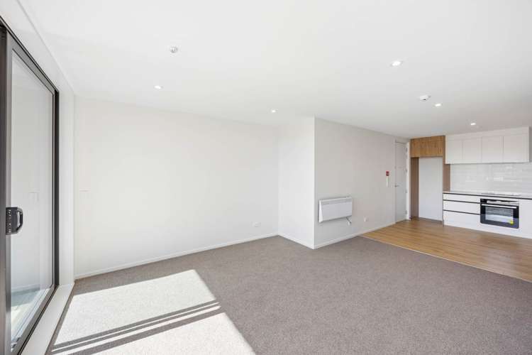 4/14 Treasure Lane Te Atatu South_6