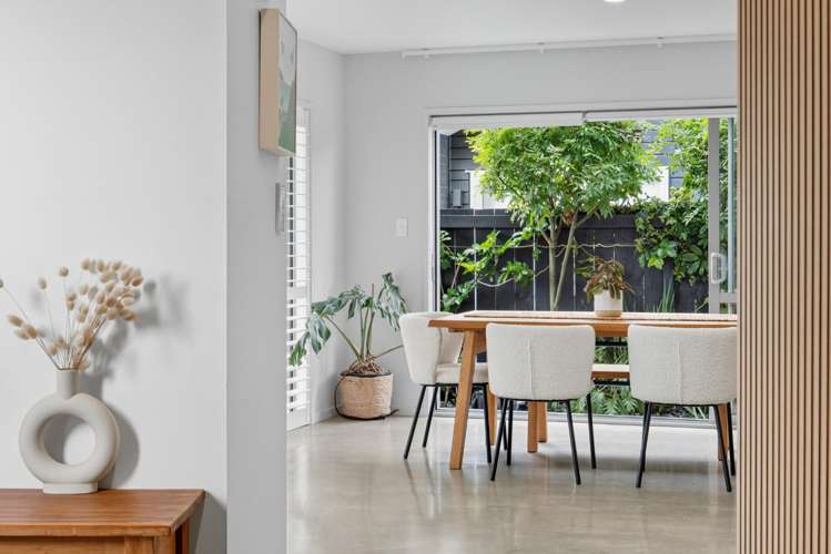 6 Kahuparere Crescent Pyes Pa_7