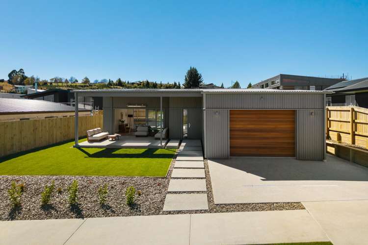 11 Ernie's Way Wanaka_26