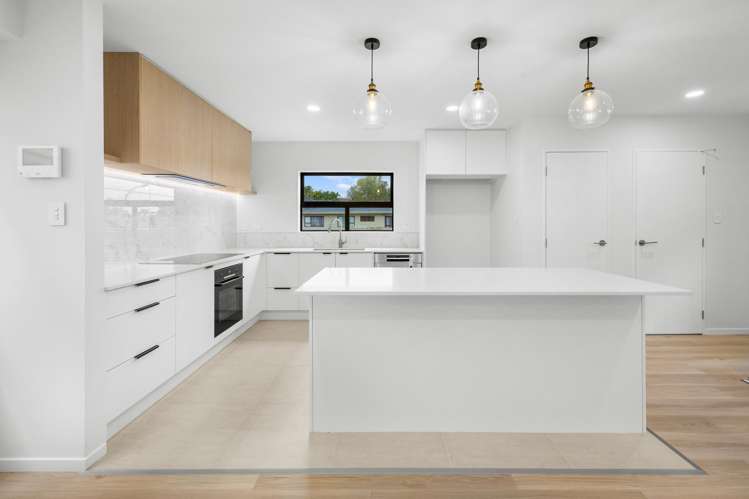 2A Janome Place Bucklands Beach_7