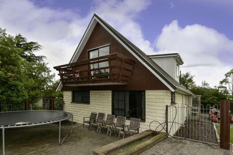 12 Snowdon Place Darfield_13