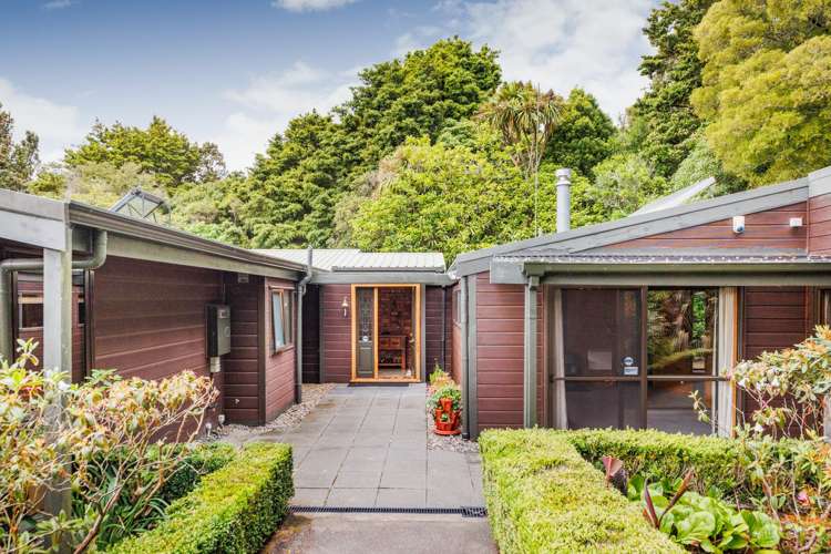 11 The Bush Track Aokautere_11