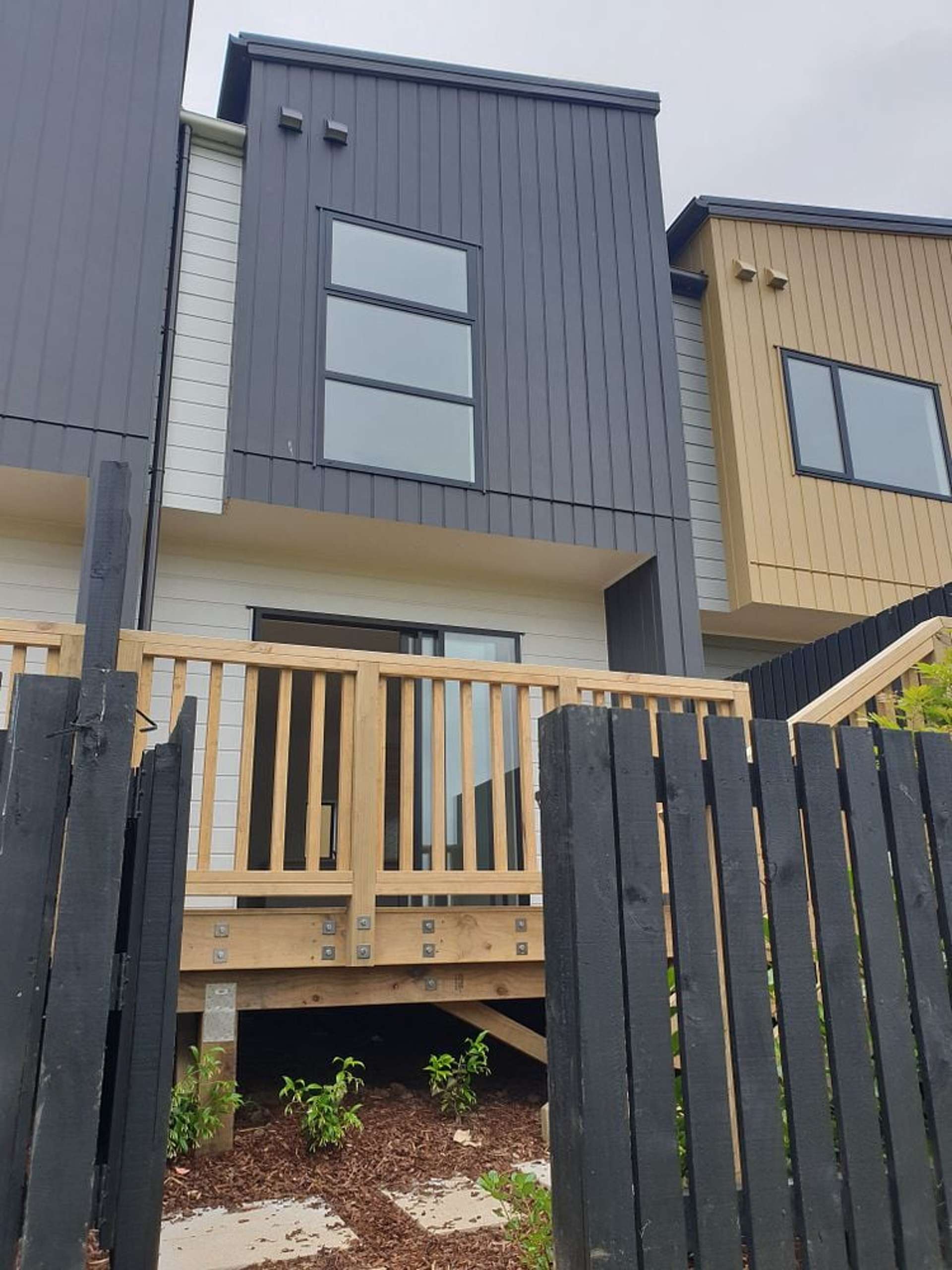 25/47A Huntington Drive Huntington Park_0