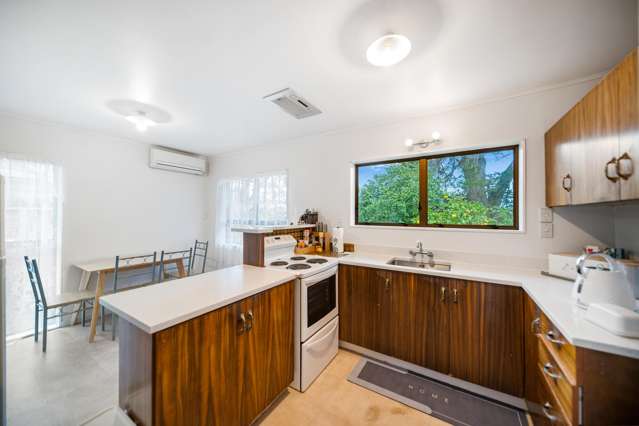 2/33 Gills Avenue Papakura_4