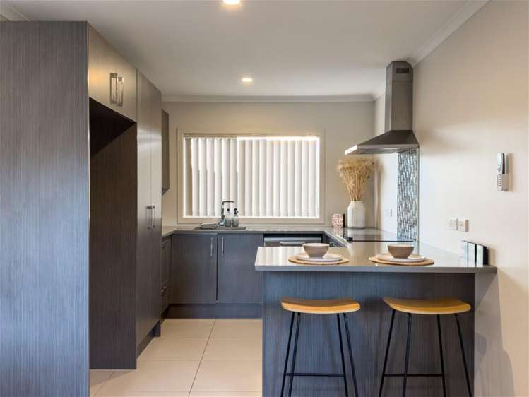 11 Charlotte Crescent Dinsdale_1