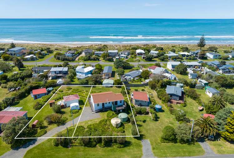 51 Pinedale Crescent Riversdale Beach_1
