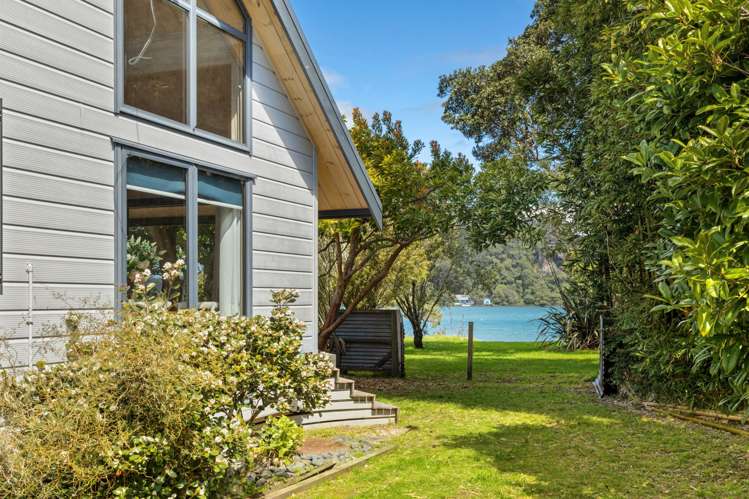 10 Robinson Road Whitianga_15
