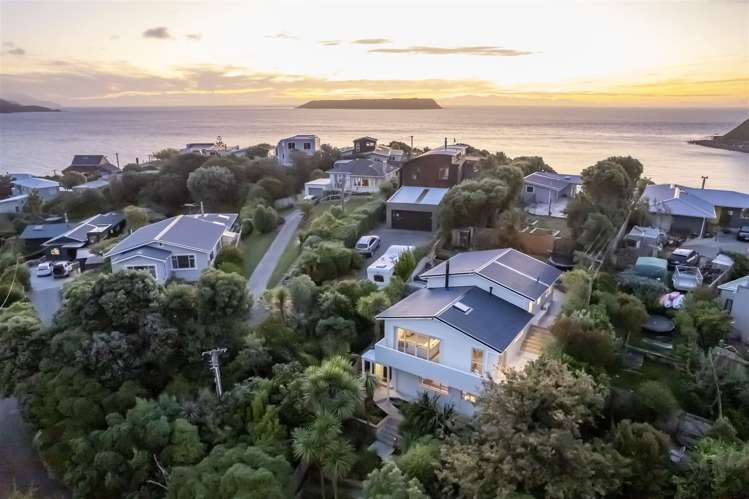 57 Gordon Road Plimmerton_31