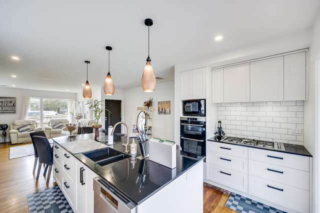 210 Tudor Avenue Mayfair_1