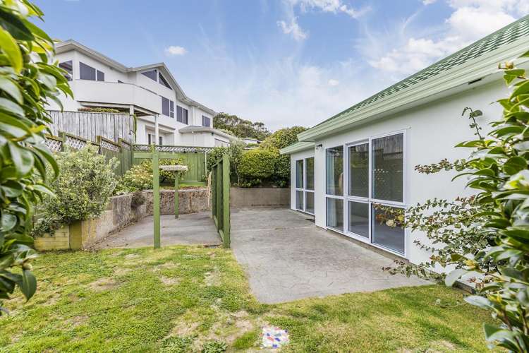 1 Tombane Terrace Papakowhai_20