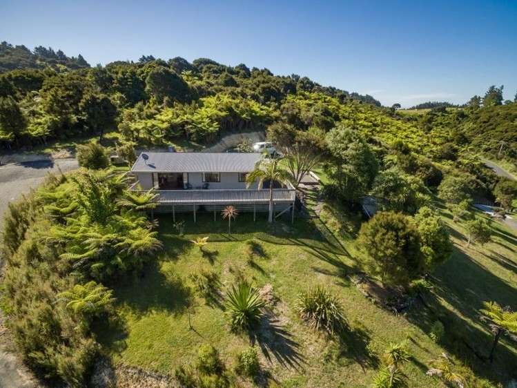 159 Paroa Bay Road Russell_16