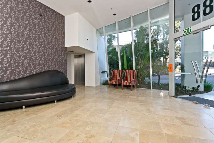 803/88 The Strand Parnell_7