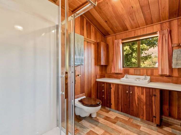 217 Maxwell Road Wanaka_12