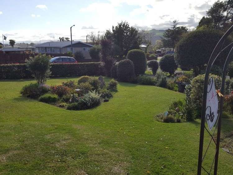 34 Norwood Road Paeroa_16