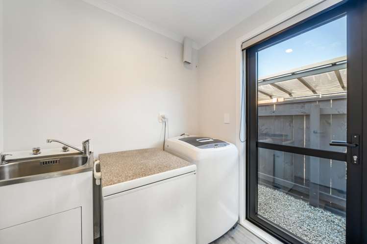 1 Taraiti Crescent Porirua_19