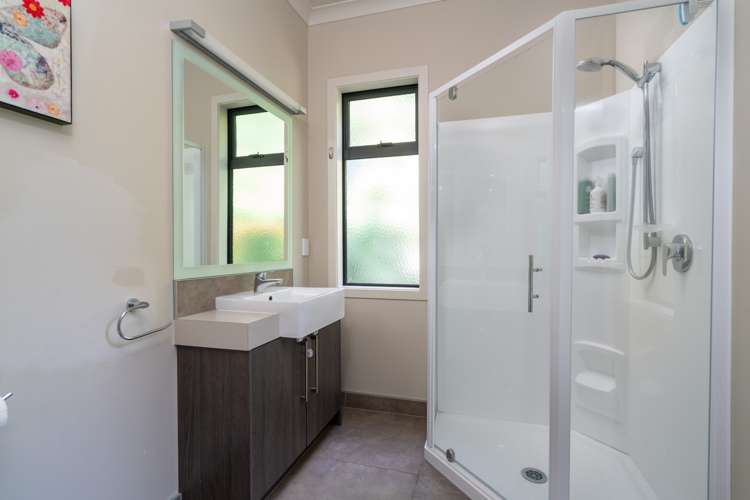 174 Mapara Road Acacia Bay_9