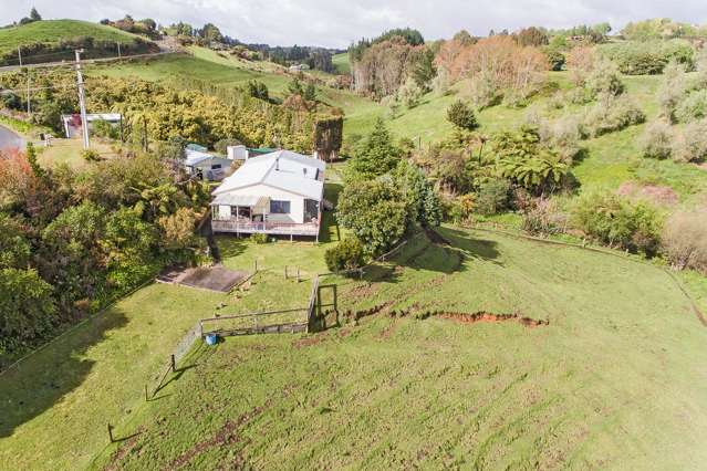 210 Youngson Road Whakamarama_1