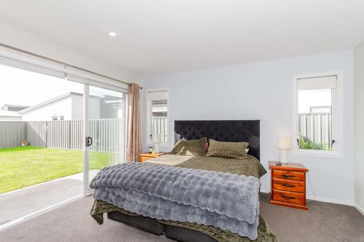 12 Young Place Taradale_9