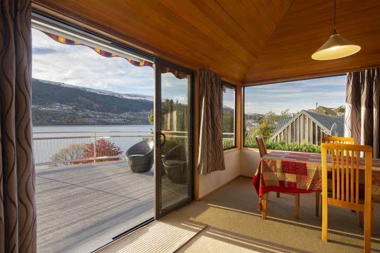 591 Peninsula Road Kelvin Heights_12