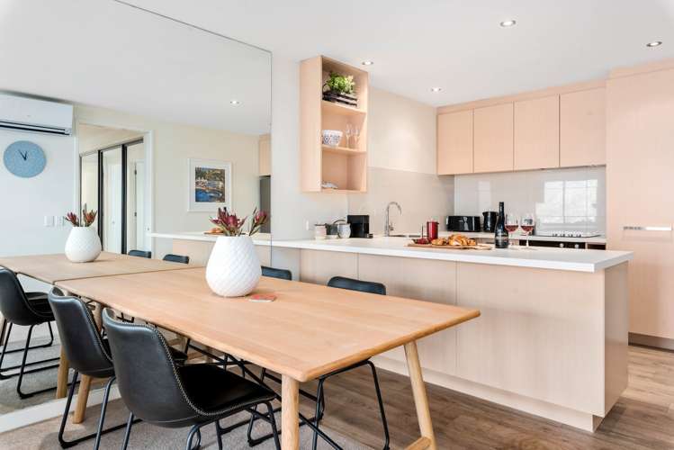 22 Goldrush Way Queenstown_1