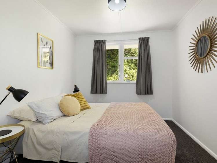 47 Bird Grove Stokes Valley_8