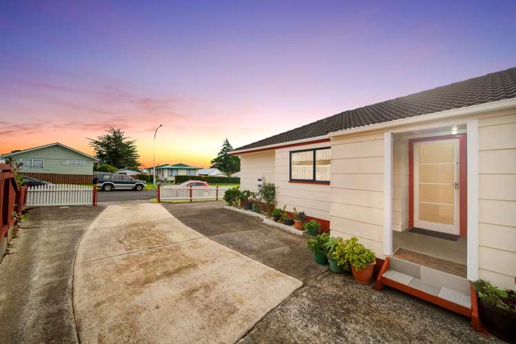 17 Kopara Place Clendon Park_12