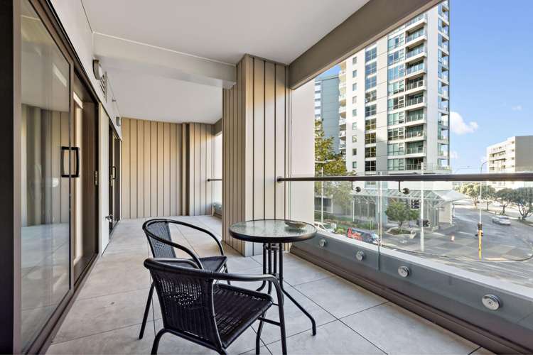 204/41 Beach Road Auckland Central_9