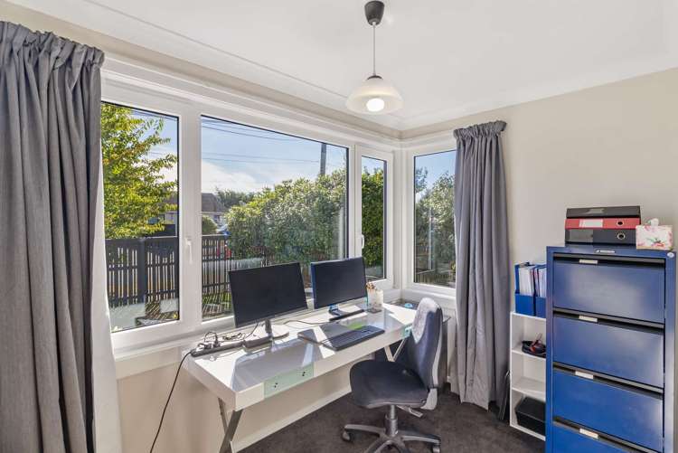 16 Bateman Avenue Bryndwr_13