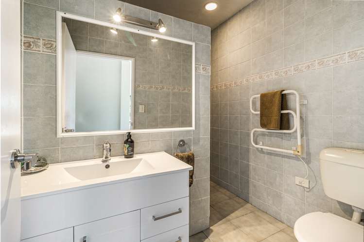 62 Kennedy Point Road Surfdale_31