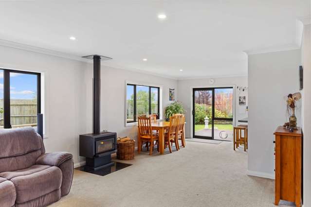 28 Abby Road Fitzherbert_2