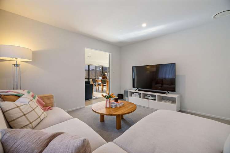 6 Lincoln Road Jacks Point_10