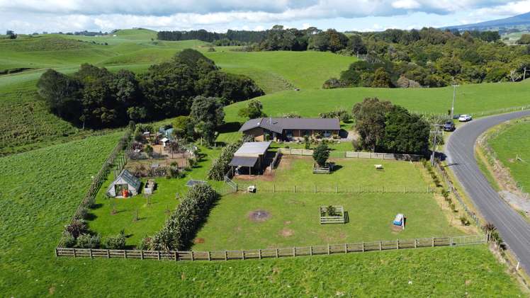 95 Plymouth Road Omata_24