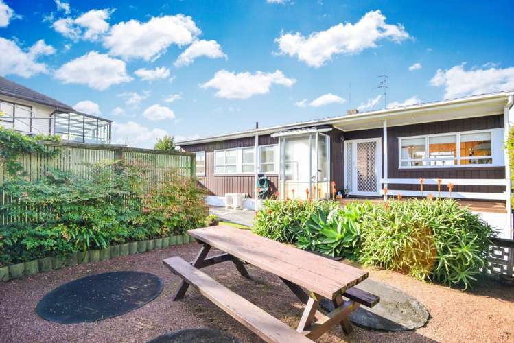 74 Churchill Road Cockle Bay_16