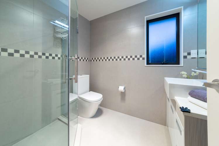 1 Haddington Drive Flat Bush_28