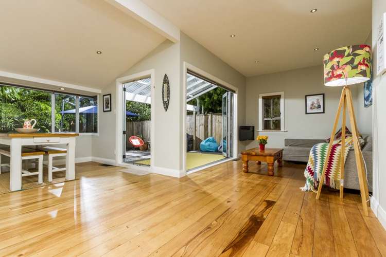 17 Merani Street Narrow Neck_10