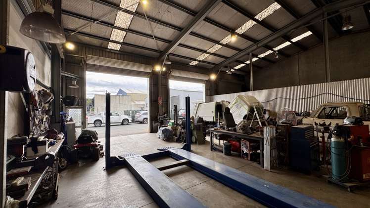 6 Macrae Avenue Mt Maunganui_11