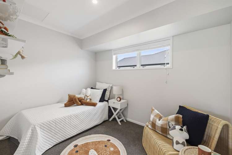 14 Gabriela Close Pyes Pa_15