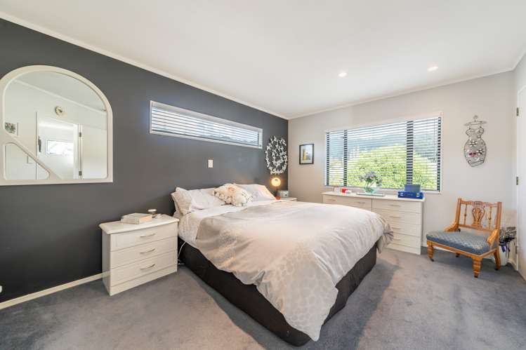 2/27 Korau Grove Stokes Valley_11