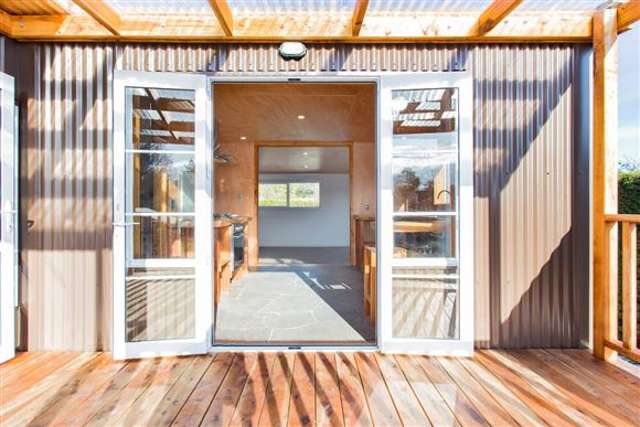 16 Queens Avenue Waikuku Beach_2