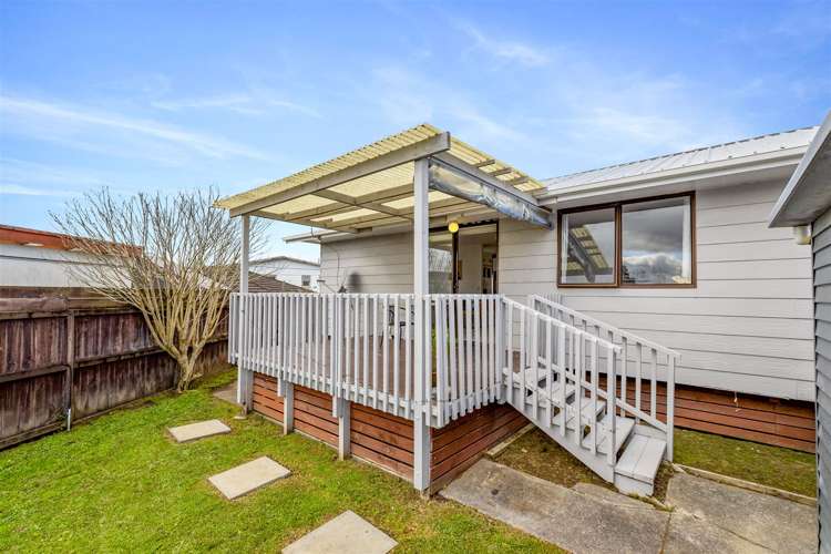 1/63c Colwill Road Massey_14