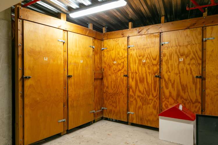 1.2/1 Queens Wharf Wellington Central_9