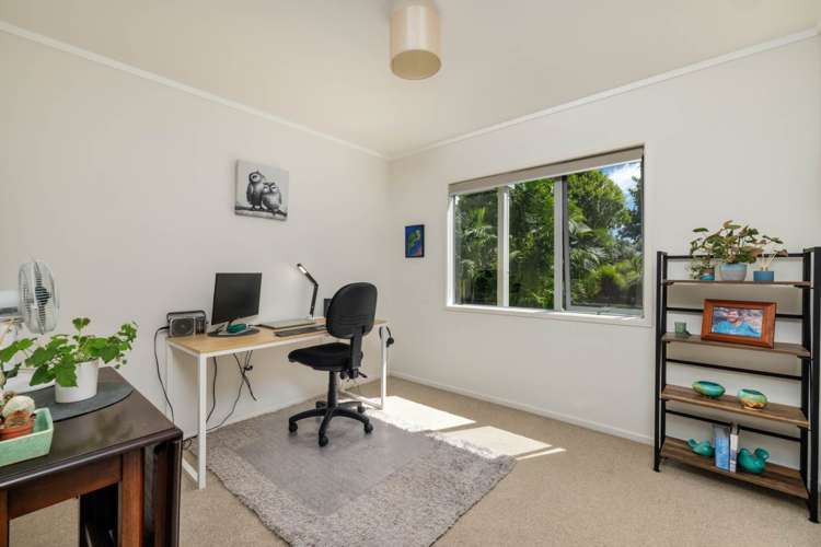 19 Tui Grove Paihia_13